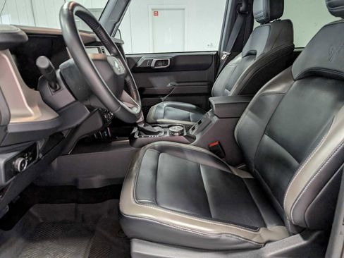 Certified 2025 Ford Bronco Outer Banks image 4