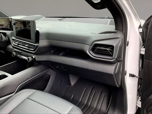 Used 2024 Chevrolet Silverado EV W/T AWD/4WD image 24