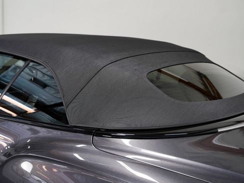 Used 2021 Bentley Continental GT V8 AWD/4WD image 24