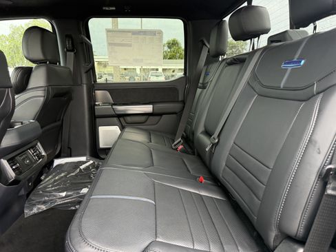 New 2026 Ford F250 Platinum w/ Tremor Off-Road Package AWD/4WD image 13