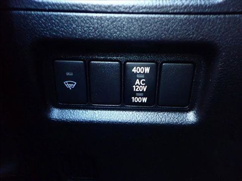 Used 2017 Toyota 4Runner SR5 Premium image 23