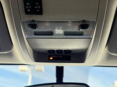 Used 2007 Chevrolet Avalanche LT w/ LT Preferred Equipment Group image 18