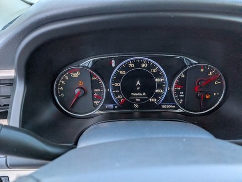 Used 2022 GMC Acadia Denali image 15