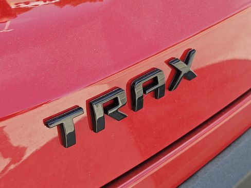 New 2026 Chevrolet Trax RS w/ Driver Confidence Package FWD image 8