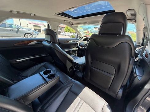 Used 2013 Lincoln MKZ FWD image 34