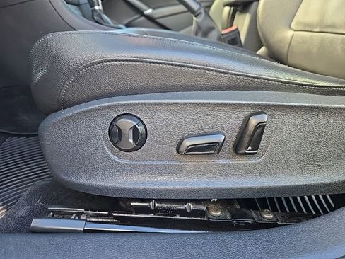 Used 2016 Volkswagen Passat 1.8T SE image 13