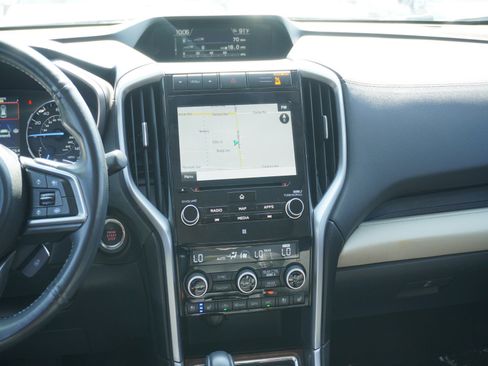 Used 2022 Subaru Ascent Touring AWD/4WD image 20