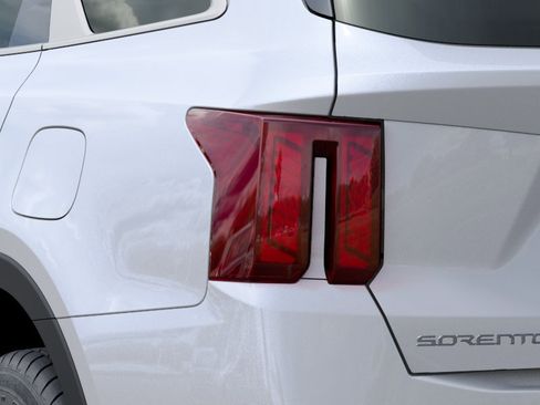 New 2026 Kia Sorento S AWD/4WD image 11