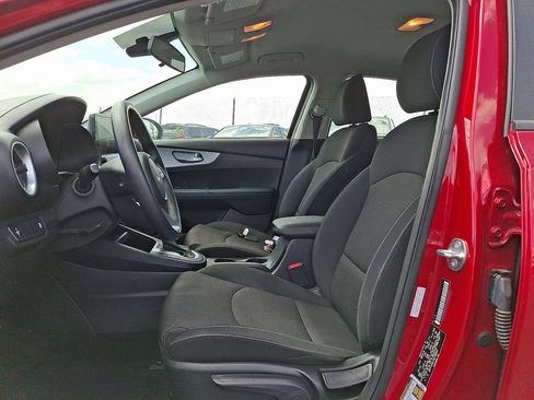 Certified 2024 Kia Forte LXS FWD image 15