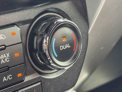 Used 2019 Ford F150 Lariat AWD/4WD image 36