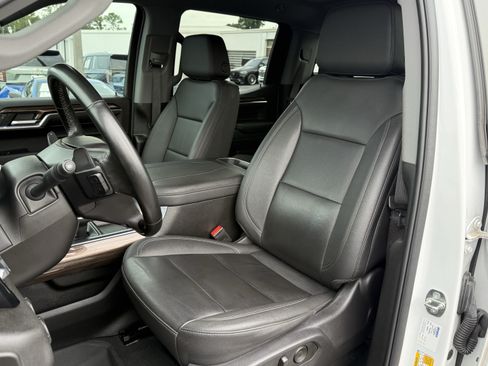 Used 2023 Chevrolet Silverado 1500 LT w/ Leather Package RWD image 16