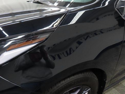 Used 2025 Toyota Sienna XSE image 38