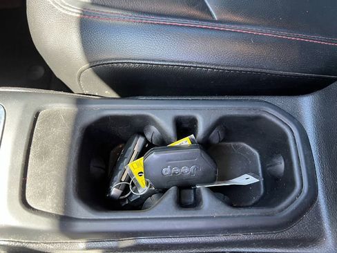 Used 2020 Jeep Gladiator Rubicon image 21