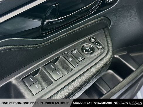 Used 2024 Honda Odyssey Elite image 18