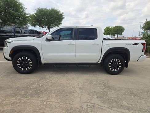 Used 2023 Nissan Frontier PRO-4X w/ Technology Package AWD/4WD image 6