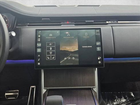 Used 2025 Land Rover Range Rover SE AWD/4WD image 15