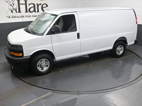 New 2026 Chevrolet Express 2500 w/ Driver Convenience Package RWD image 22