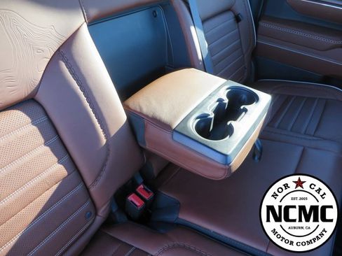 Used 2024 GMC Sierra 3500 Denali Ultimate image 71