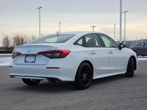 Used 2023 Honda Civic Sport image 16