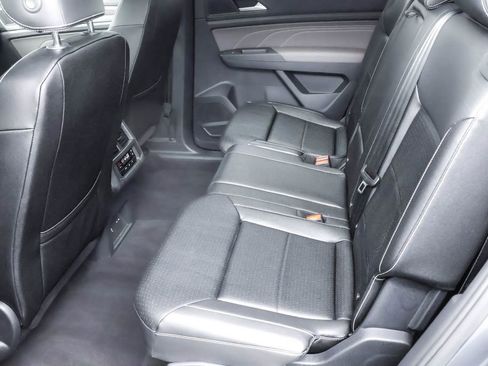 Certified 2023 Volkswagen Atlas SEL image 21