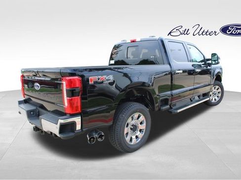 New 2026 Ford F250 Lariat w/ Lariat Premium Package image 3
