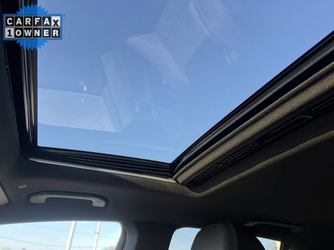 Certified 2025 Mercedes-Benz GLE 450e 4MATIC image 28