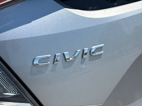 Used 2018 Honda Civic Sport Touring image 14