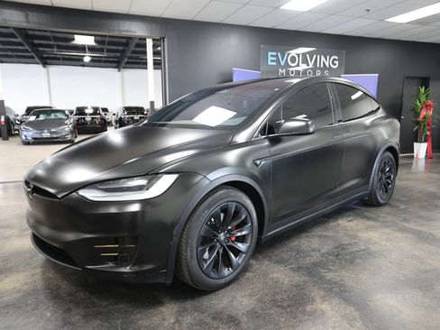 Used 2020 Tesla Model X Performance image 4