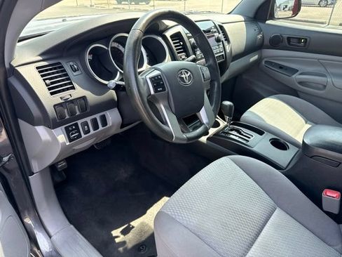 Used 2012 Toyota Tacoma PreRunner w/ Convenience Pkg RWD image 21