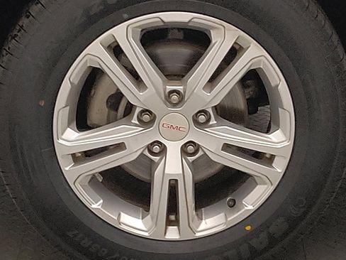 Used 2019 GMC Terrain SLE FWD image 31