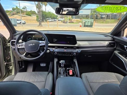 Used 2024 Kia Telluride SX X-Pro AWD/4WD image 16