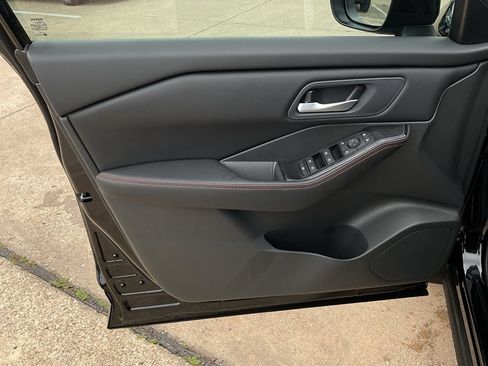 New 2026 Nissan Rogue SV AWD/4WD image 11