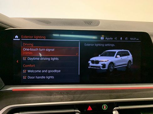 Used 2022 BMW X7 xDrive40i w/ M Sport Package AWD/4WD image 39
