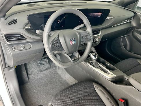 New 2026 Buick Envista Preferred image 6