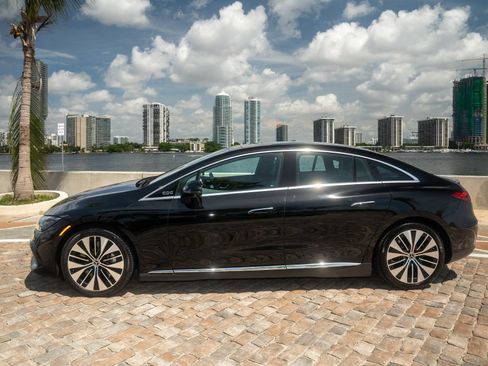 Used 2023 Mercedes-Benz EQE 350+ Sedan image 15