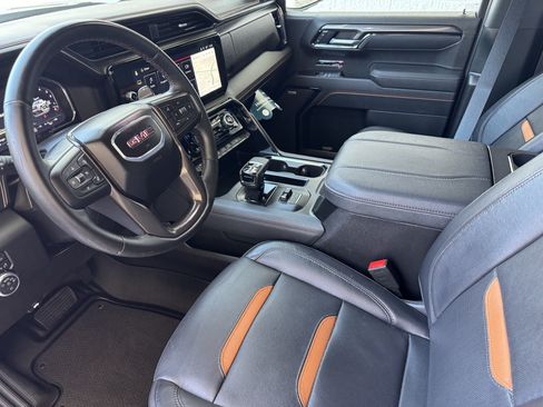 Certified 2025 GMC Sierra 1500 AT4 AWD/4WD image 9