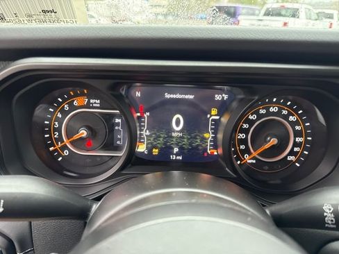 New 2026 Jeep Wrangler Unlimited Rubicon image 19