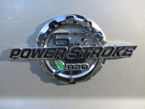 Used 2014 Ford F350 Lariat w/ Chrome Package image 14