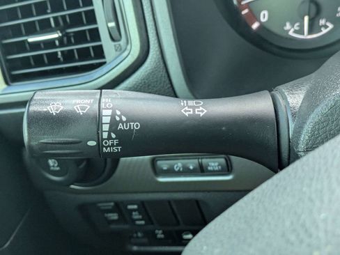 Used 2023 Nissan Titan PRO-4X w/ Pro-4x Convenience Package AWD/4WD image 27
