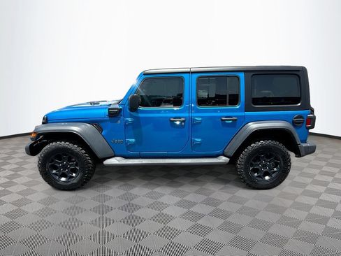 Used 2023 Jeep Wrangler Unlimited w/ Cold Weather Group AWD/4WD image 9