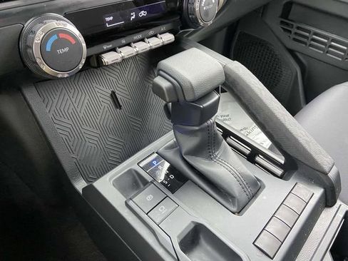 Certified 2025 Toyota Tacoma SR image 21