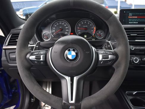 Used 2019 BMW M4 CS w/ Executive Package image 2