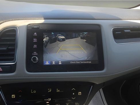 Used 2019 Honda HR-V EX image 18