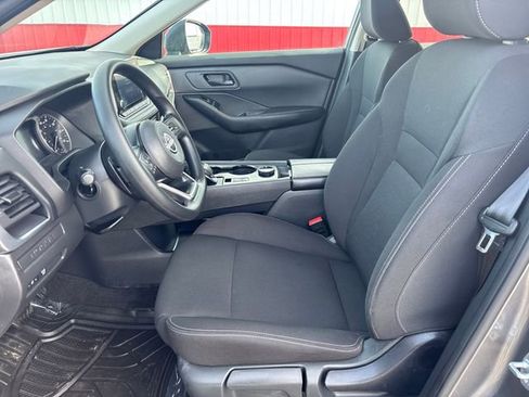Used 2024 Nissan Rogue S image 21