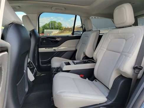 New 2025 Lincoln Aviator Reserve image 20