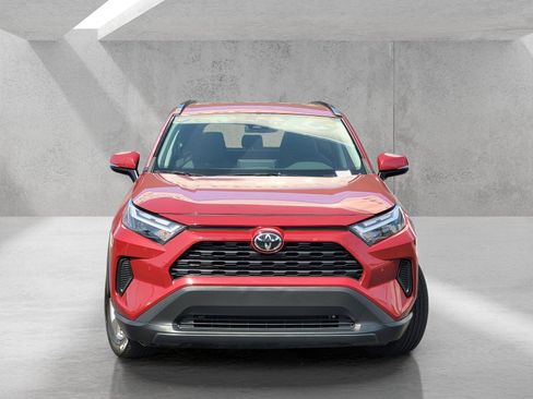 Used 2023 Toyota RAV4 XLE FWD image 3