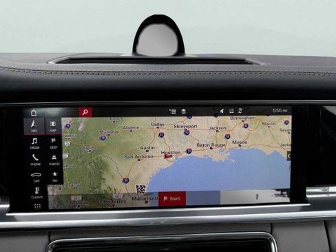 Used 2017 Porsche Panamera 4 AWD/4WD image 30