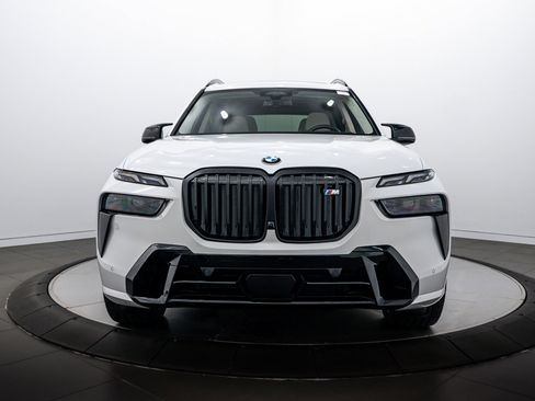 Used 2023 BMW X7 M60i w/ Executive Package image 29