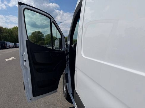 New 2026 Mercedes-Benz Sprinter 2500 image 12