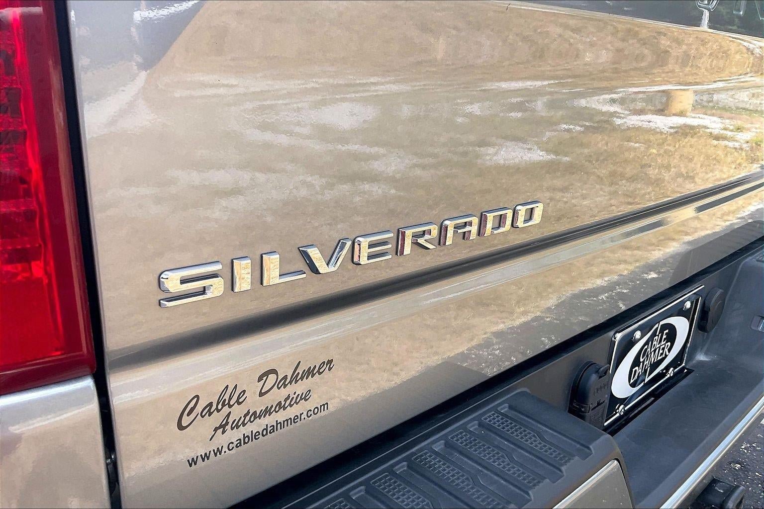 Used 2025 Chevrolet Silverado 1500 Custom w/ LPO, Dark Essentials Package AWD/4WD image 30